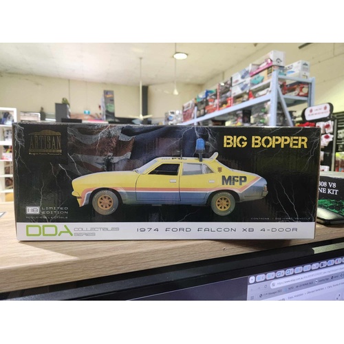 1:18 Mad Max -- CHASE VERSION Big Boppa Bopper Interceptor (Dirty Version) -- Ford Falcon -- DDA Collectibles