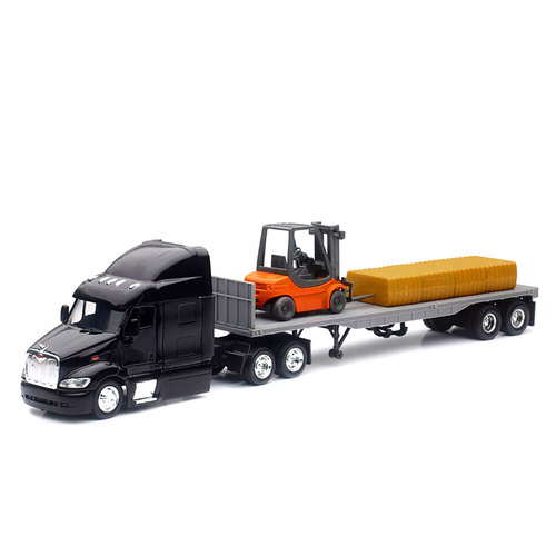 New Ray 1:43 Peterbilt 387 Flatbed With Forklift & Haybale Long Haul Truck Mode