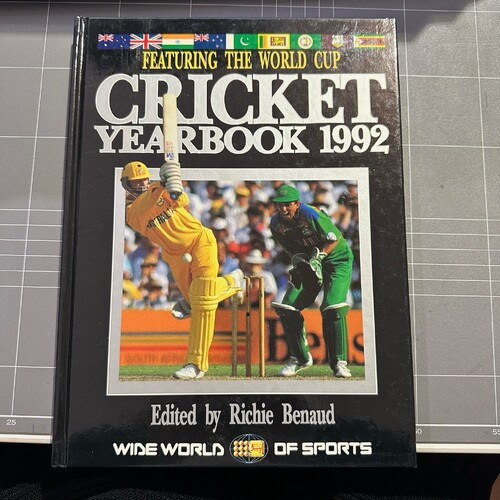 WWOS Cricket Yearbook 1992 Compiled by Richie Benaud (Hardcover, 1992)