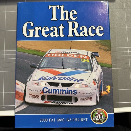 THE GREAT RACE #20 - 2000 BATHURST 1000 HARDCOVER BOOK