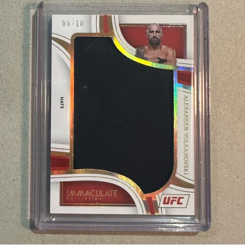 2023 Panini Immaculate UFC - ALEXANDER VOLKANOVSKI Jumbo Hats Patch 08/10