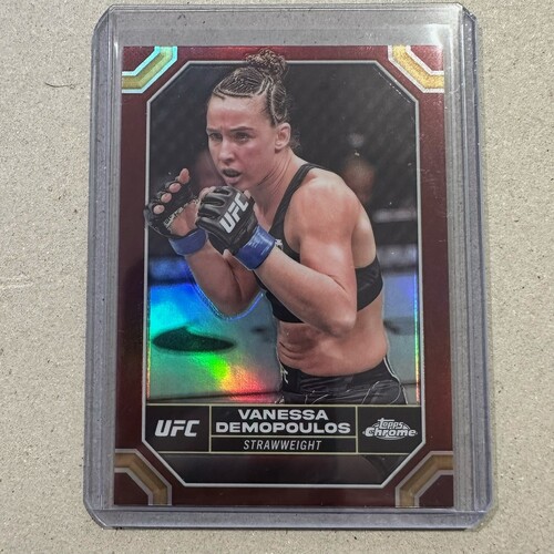 2024 Topps Chrome UFC - VANESSA DEMOPOULOS - Magenta Refractor #191